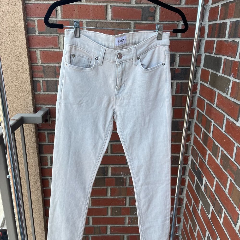 HUDSON NWT MIDRISE JEANS